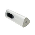 Echtzeit-Display des Amaran Peak zeigt Ladestand und Temperatur