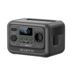 Kompakte BLUETTI Premium 30 V2 Tragbare Powerstation Elite 30 in frontaler Nahansicht mit beleuchtetem LCD-Display