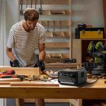 EcoFlow River 3 Plus Powerstation beim Laden über Steckdose